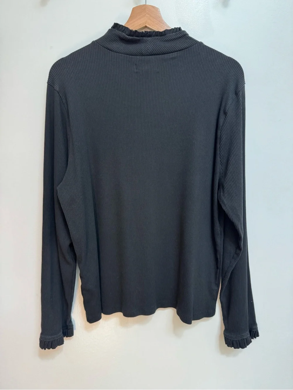 J. Crew Ribbed Ruffle Mockneck Blouse Top Women 2X Black Preppy Elevated Basic